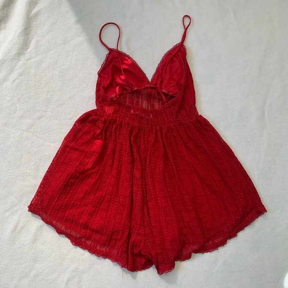 Urban Outfitters Lace Romper - Picture 2 of 3